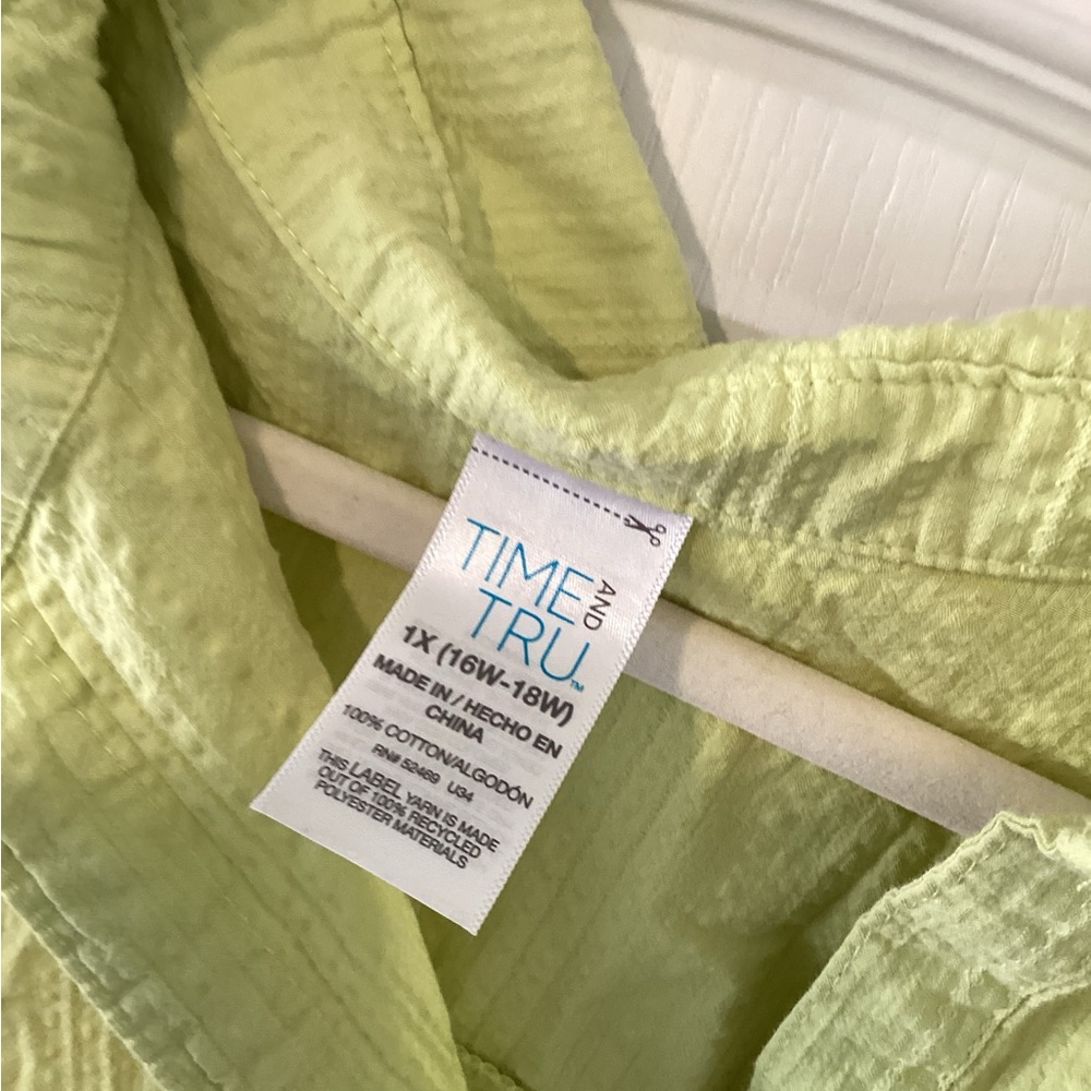 Time and Tru Light Green Textured Shirt size 1XL EUC - Picture 2 of 3